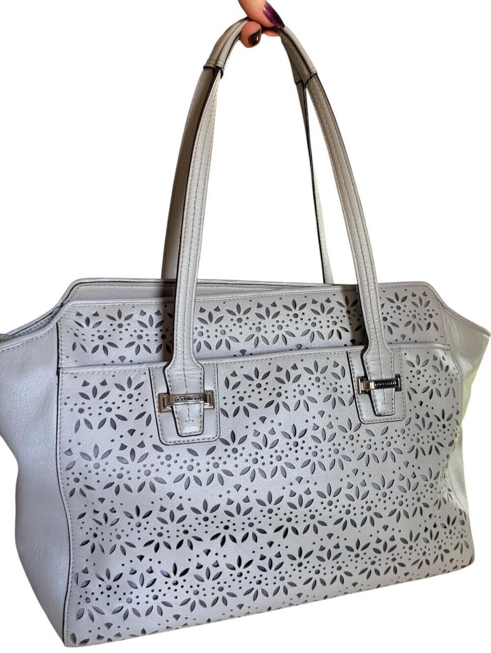 Coach Taylor Eyelet Carryall Tote Bag Light Gray Leather Floral Perforated - Picture 5 of 14